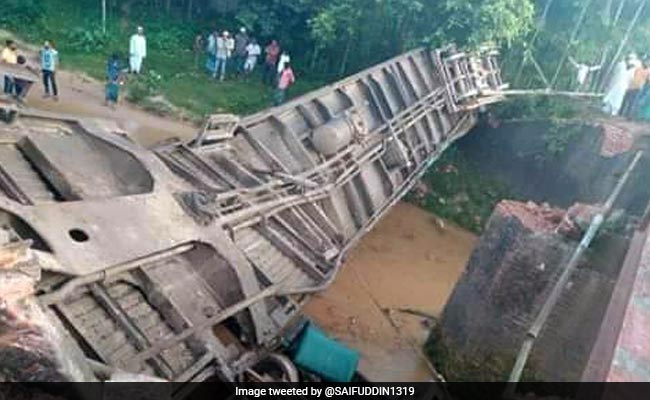Train Plunges After Bridge Collapses In Bangladesh, 4 Dead, Over 100 Hurt