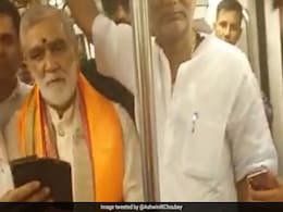 Ashwini Choubey Assumes Charge Of Health Ministry; Takes Metro Ride To Work Ashwini Choubey Assumes Charge Of Health Ministry; Takes Metro Ride To Work