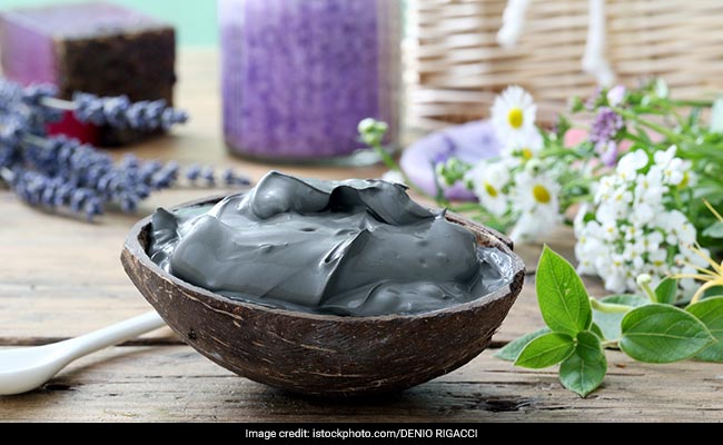 8 Detoxifying Mud Packs To Keep Your Skin Flawless