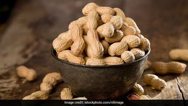 फायदों से भरी है सस्ता बादाम कही जाने वाली यह चीज, हड्डियों को बनाती है मजबूत