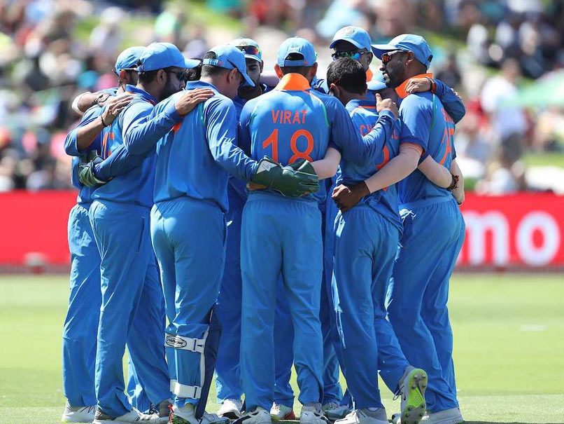 World Cup 2019: टीम इंडिया के सभी सदस्य ग्लव्स लोगो मुद्दे पर एमएस धोनी के साथ, लेकिन...