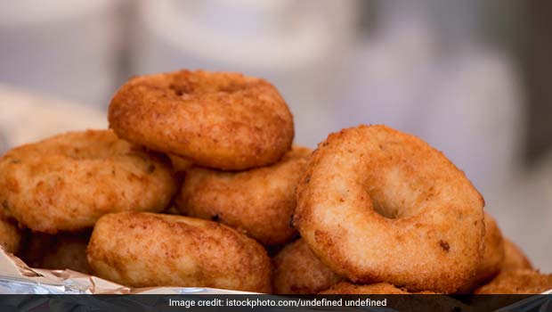 Street Food Of India: Craving Vada? Here Are 5 Quick And Easy Vada Recipes To Try At Home