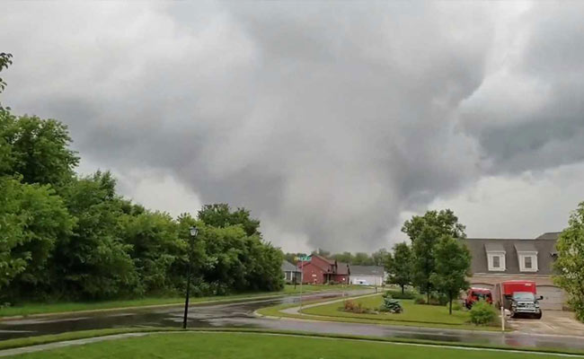 Storms Strand Passengers In Dallas, Thousands Without Power