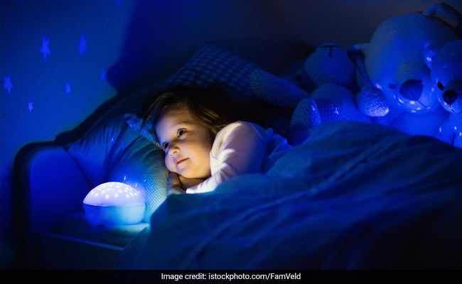 7 Night Lights Your Kids Will Love In Their Bedroom