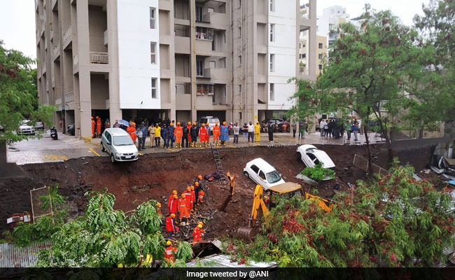 15 Dead After Pune Apartment Complex Wall Crashes, Cars Were Dragged Down