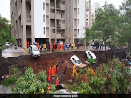 15 Dead After Pune Apartment Complex Wall Crashes, Cars Were Dragged Down 15 Dead After Pune Apartment Complex Wall Crashes, Cars Were Dragged Down