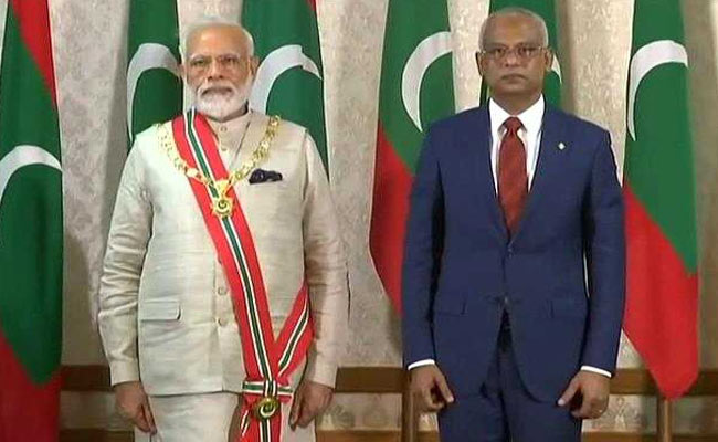 PM Modi Gets Maldives' Highest Honour "Rule of Nishan Izzuddeen"