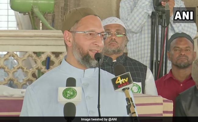 Asaduddin Owaisi Slams BJP Over Ministers' Support For Kathua Convicts