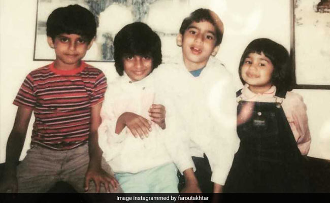 Farhan Akhtar's Throwback Pic Featuring Zoya Akhtar And Cousins Comes With An Interesting Caption