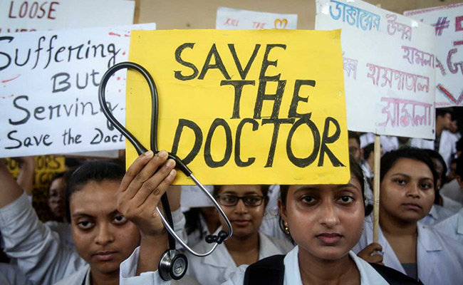 Received Death Threat From Patient's Drunk Attendant, Claims AIIMS Doctor