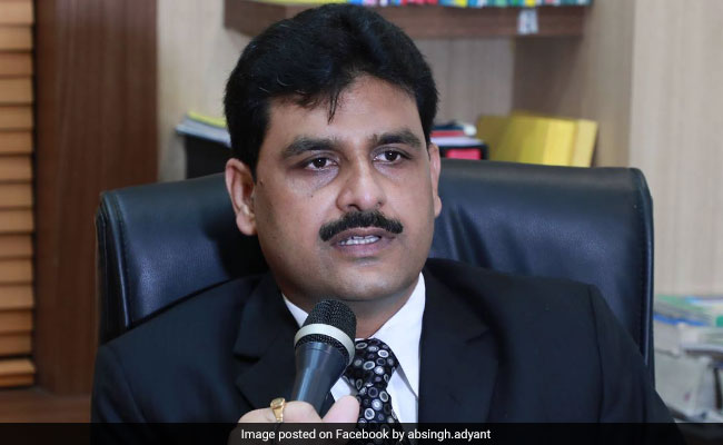 This Odisha Teacher Helps Underprivileged Students Crack NEET