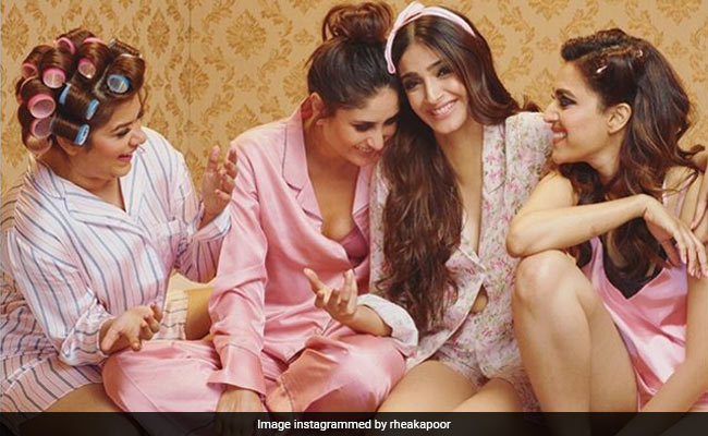 फिल्म वीरे दी वेडिंग को पूरा हुआ एक साल, प्रोड्यूसर ने सीक्वल बनाने के दिए संकेत