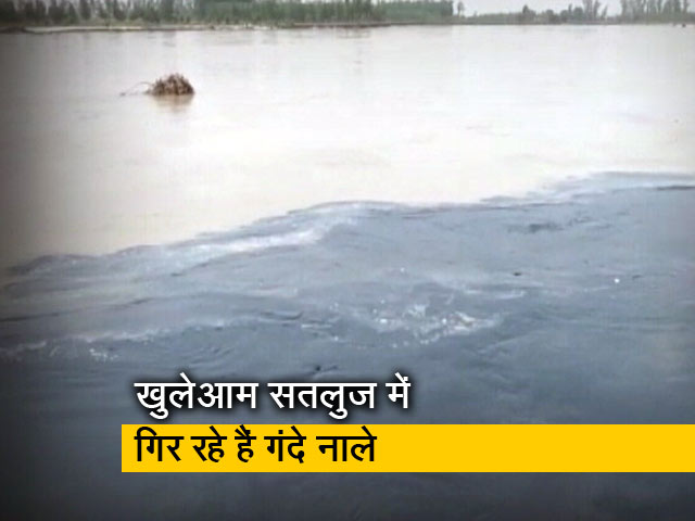 रवीश कुमार का प्राइम टाइम : हमारी कौन सी नदी हमारे प्रकोप से बची हुई है?