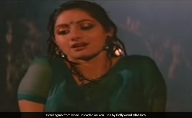 Boney Kapoor Reveals Story Behind Sridevi's <I>Mr India</i> Song <I>Kate Nahin Kat Te</i>