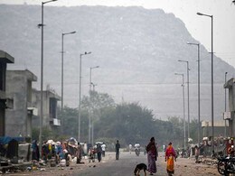 India's Tallest Rubbish Mountain May Rise Higher Than Taj Mahal India's Tallest Rubbish Mountain May Rise Higher Than Taj Mahal