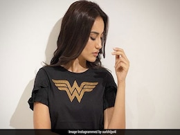 टीवी की पॉपुलर 'इच्छाधारी नागिन' ने पोस्ट की अपनी फोटो तो ये एक्ट्रेस बोली- पगली... टीवी की पॉपुलर 'इच्छाधारी नागिन' ने पोस्ट की अपनी फोटो तो ये एक्ट्रेस बोली- पगली...