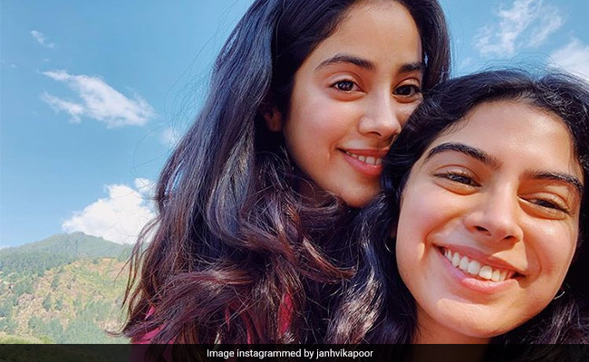 Janhvi Kapoor And Sister Khushi Chilling In The Hills Are Having A Better Time Than Us