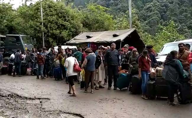Over 400 Tourists Stranded For 4 Days Evacuated From North Sikkim