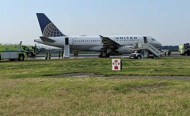 Emergency Landing By United Flight Briefly Closes Newark Airport In US