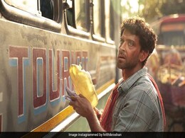 Super 30: ऋतिक रोशन ने बेचे पापड़ तो ये बॉलीवुड एक्ट्रेस बोलीं- बहुत ही गजब... Super 30: ऋतिक रोशन ने बेचे पापड़ तो ये बॉलीवुड एक्ट्रेस बोलीं- बहुत ही गजब...