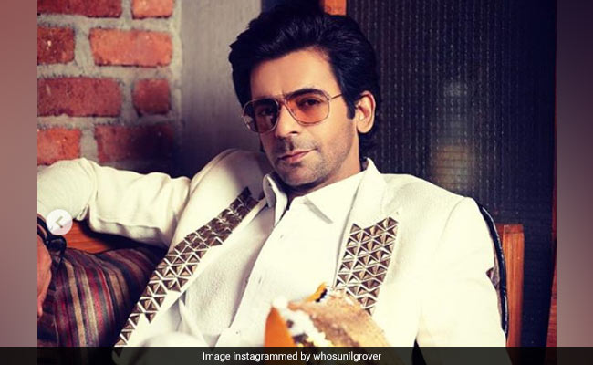 <i>Bharat</i> Actor Sunil Grover On How He Handled Relatives Keen To Get Clicked With Salman Khan