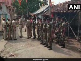 पश्चिम बंगाल के कांकीनारा में देसी बम के हमले में एक शख्स की मौत, लोकसभा चुनाव के दौरान भी यहां हुई थी हिंसा पश्चिम बंगाल के कांकीनारा में देसी बम के हमले में एक शख्स की मौत, लोकसभा चुनाव के दौरान भी यहां हुई थी हिंसा
