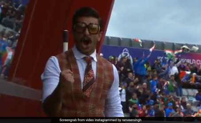 Much Ranveer Singh At India Vs Pakistan, Such Wow. Arjun Kapoor Calls Him 'Best Player Off Pitch