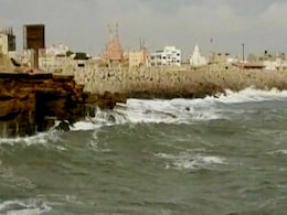 Cyclone Vayu To Hit Gujarat Tomorrow, Schools, Colleges Closed: 10 Points Cyclone Vayu To Hit Gujarat Tomorrow, Schools, Colleges Closed: 10 Points