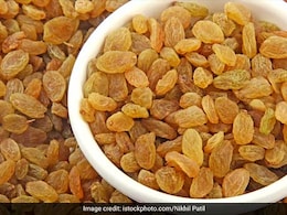 वजन कम करने से लेकर इम्यूनिटी बढ़ाने में किशमिश का पानी है बेहद फायदेमंद वजन कम करने से लेकर इम्यूनिटी बढ़ाने में किशमिश का पानी है बेहद फायदेमंद