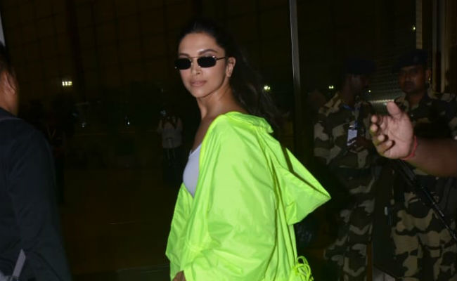 'When Ranveer Singh Teaches Deepika Padukone About Fashion': Internet On Actress' Neon Outfit