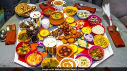 Sri Krishna Janmashtami: उमड़ा भक्ति का सैलाब, मंदिरों में 1008 व्यंजनों का लगेगा भोग