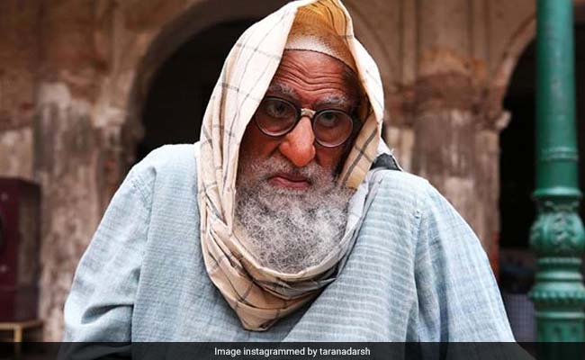 Yes, That's Amitabh Bachchan. See His Quirky <i>Gulabo Sitabo</i> Look