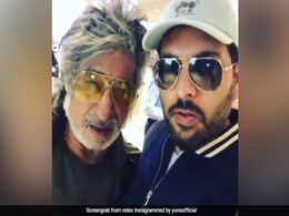 जब शक्ति कपूर से एयरपोर्ट पर टकराए युवराज सिंह तो सुनने को मिला- आऊ...देखें Video जब शक्ति कपूर से एयरपोर्ट पर टकराए युवराज सिंह तो सुनने को मिला- आऊ...देखें Video