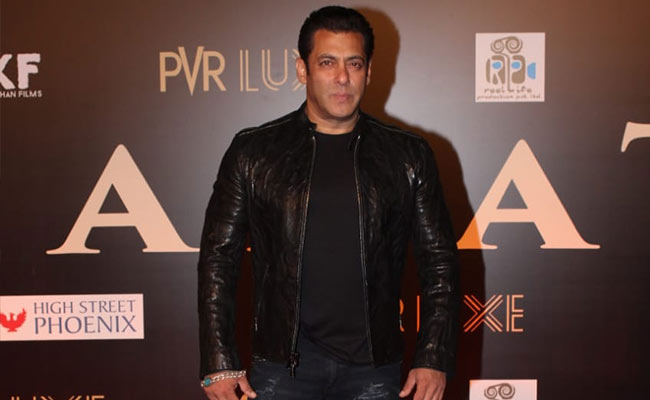<I>Bharat</I>: Salman Khan Says, 'I Get Scared When Critics Praise My Work'