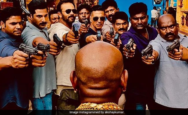 Akshay Kumar's Way Of Thanking <I>Sooryavanshi</i> Stunt Master Is... Umm... Scary