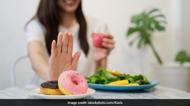 Weight loss: Eat healthy, home-cooked meals at all times
