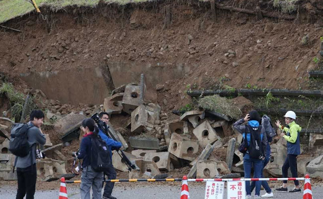 Magnitude 6.4 Earthquake In Japan Triggers Tsunami, 16 Injured