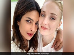 प्रियंका चोपड़ा ने अपनी जेठानियों को लेकर बताया ये सच, जानकर रह जाएंगे हैरान प्रियंका चोपड़ा ने अपनी जेठानियों को लेकर बताया ये सच, जानकर रह जाएंगे हैरान