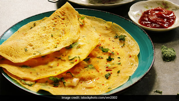 Easy Lockdown Recipe: How To Make Desi-Style Spicy Pancake In Less Than 15 Minutes