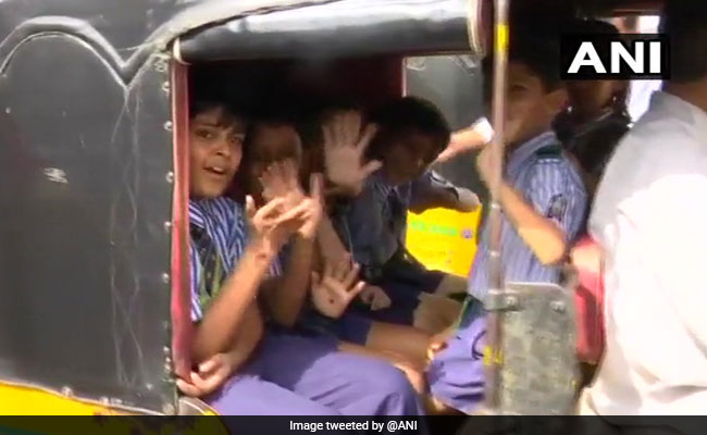 500 Booked For Carrying Extra Students In School Vehicles In Hyderabad