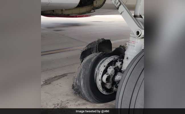 SpiceJet Flight From Dubai Lands Safely In Jaipur After Tyre Burst. Watch