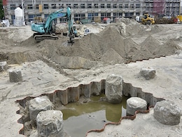 WWII American Bomb, Found At Construction Site In Berlin, Defused WWII American Bomb, Found At Construction Site In Berlin, Defused