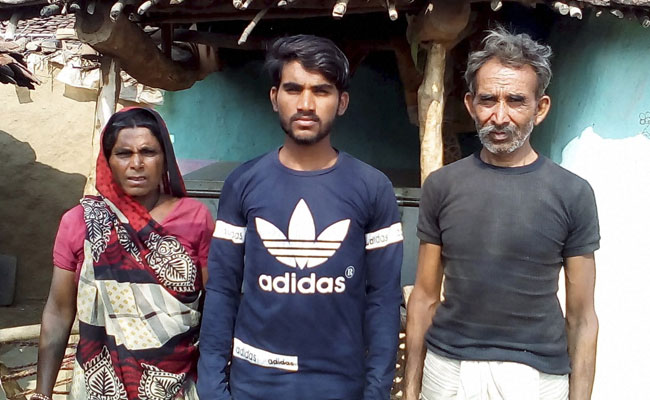 MNREGA Worker's Son Becomes First To Crack JEE-Main In Rajasthan Village