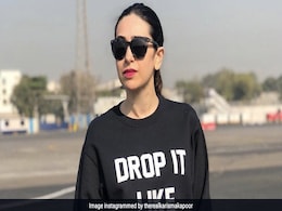 Karisma Kapoor's 45th Birthday Cake Reflects Her Love For Berries! (See Pics) Karisma Kapoor's 45th Birthday Cake Reflects Her Love For Berries! (See Pics)