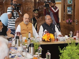 कश्मीर को लेकर केंद्रीय गृह मंत्री अमित शाह का सख्त रुख, मिल रहे यह संकेत कश्मीर को लेकर केंद्रीय गृह मंत्री अमित शाह का सख्त रुख, मिल रहे यह संकेत