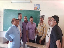 दिल्ली कि सरकारी स्कूल में बच्चे के सिर पर गिरा पंखा, वाइस प्रिंसिपल पर गिरी गाज दिल्ली कि सरकारी स्कूल में बच्चे के सिर पर गिरा पंखा, वाइस प्रिंसिपल पर गिरी गाज