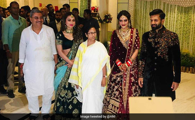 Mamata Banerjee Attends Nusrat Jahan-Nikhil Jain's Wedding Reception