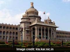 कर्नाटक विधान सभा की सुरक्षा बढ़ाने की कवायद शुरू, अध्यक्ष और पुलिस कमिश्नर ने परिसर का किया मुआयना कर्नाटक विधान सभा की सुरक्षा बढ़ाने की कवायद शुरू, अध्यक्ष और पुलिस कमिश्नर ने परिसर का किया मुआयना