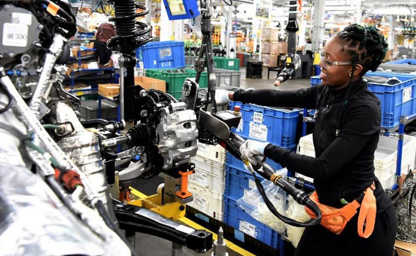 Ford To Upgrade Chicago Plant For SUVs, Hire 450 Workers