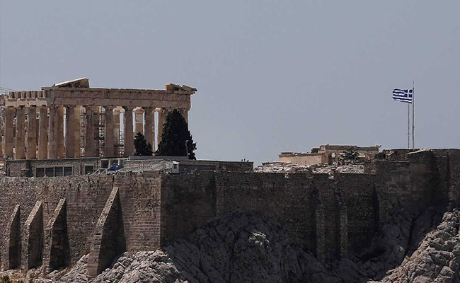 Greece Briefly Shuts The Acropolis As Over Heatwave In Athens